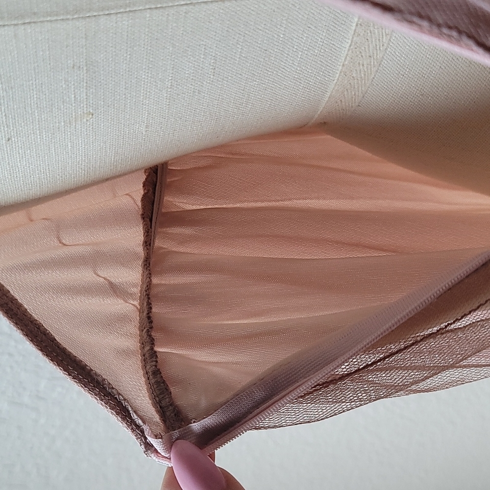 Flowy Beautiful Dusty Rose Maxi Dress - Picture 11 of 15